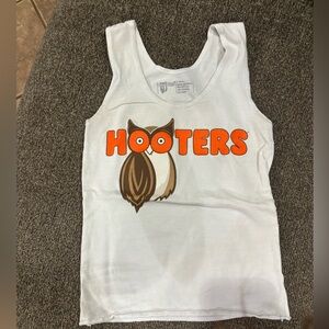 Hooters tank